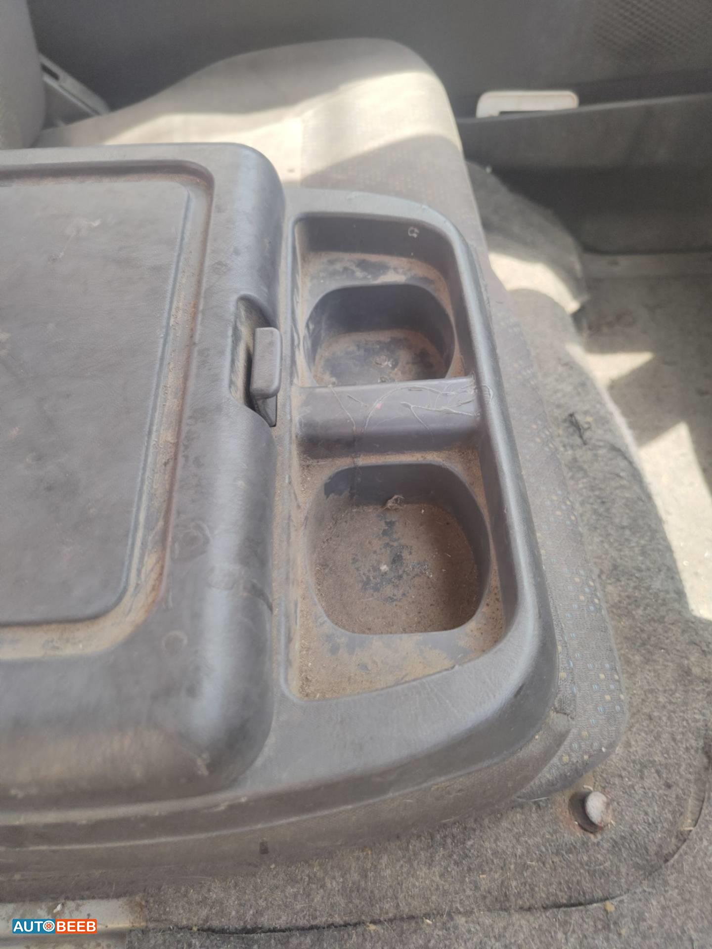  Cabin Parts Nissan 