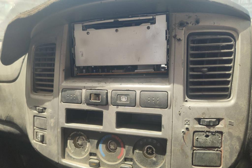  Cabin Parts Nissan 