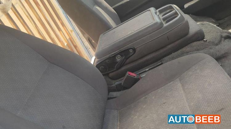  Cabin Parts Nissan 