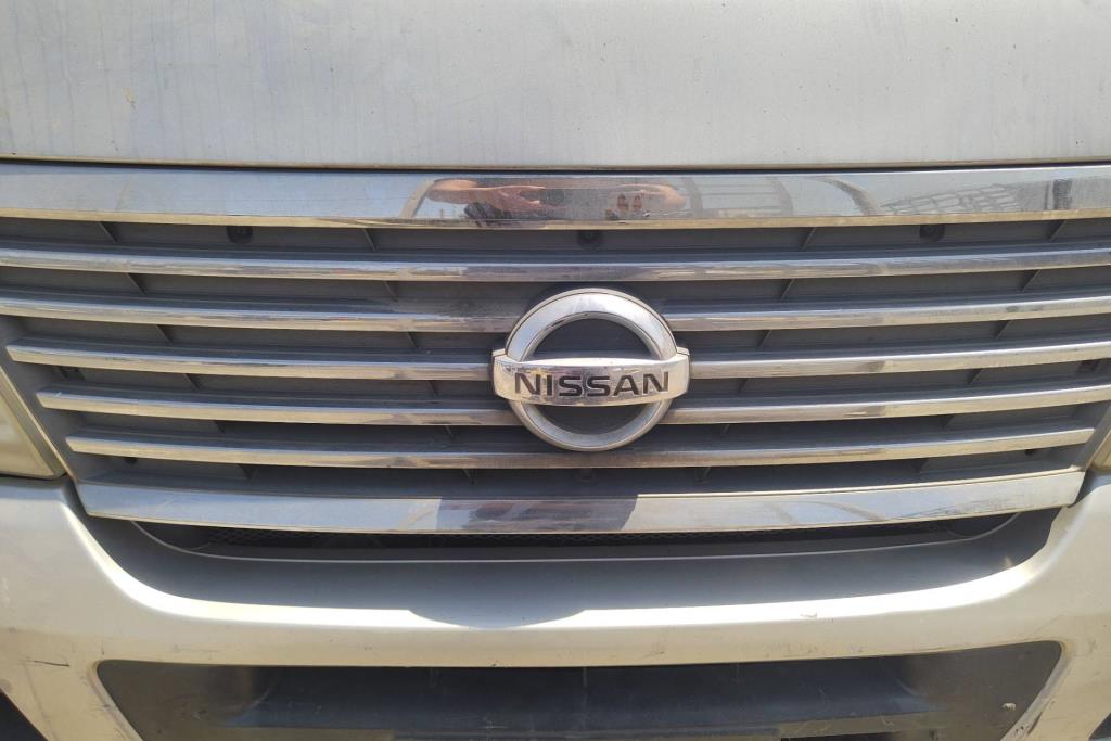  Body  Nissan 