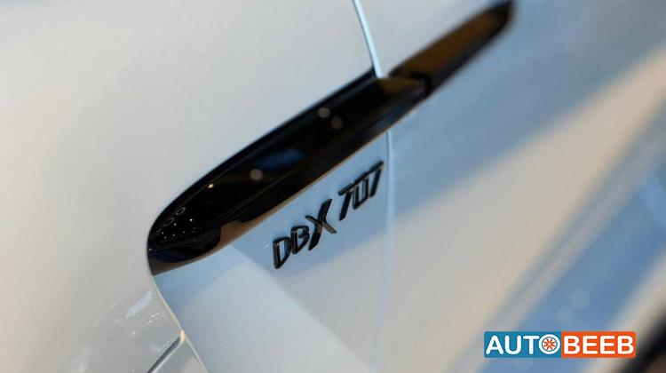 Aston Martin DBX 2024