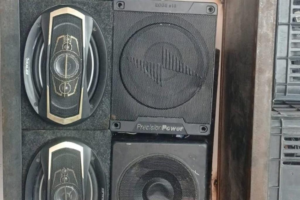  Speakers  