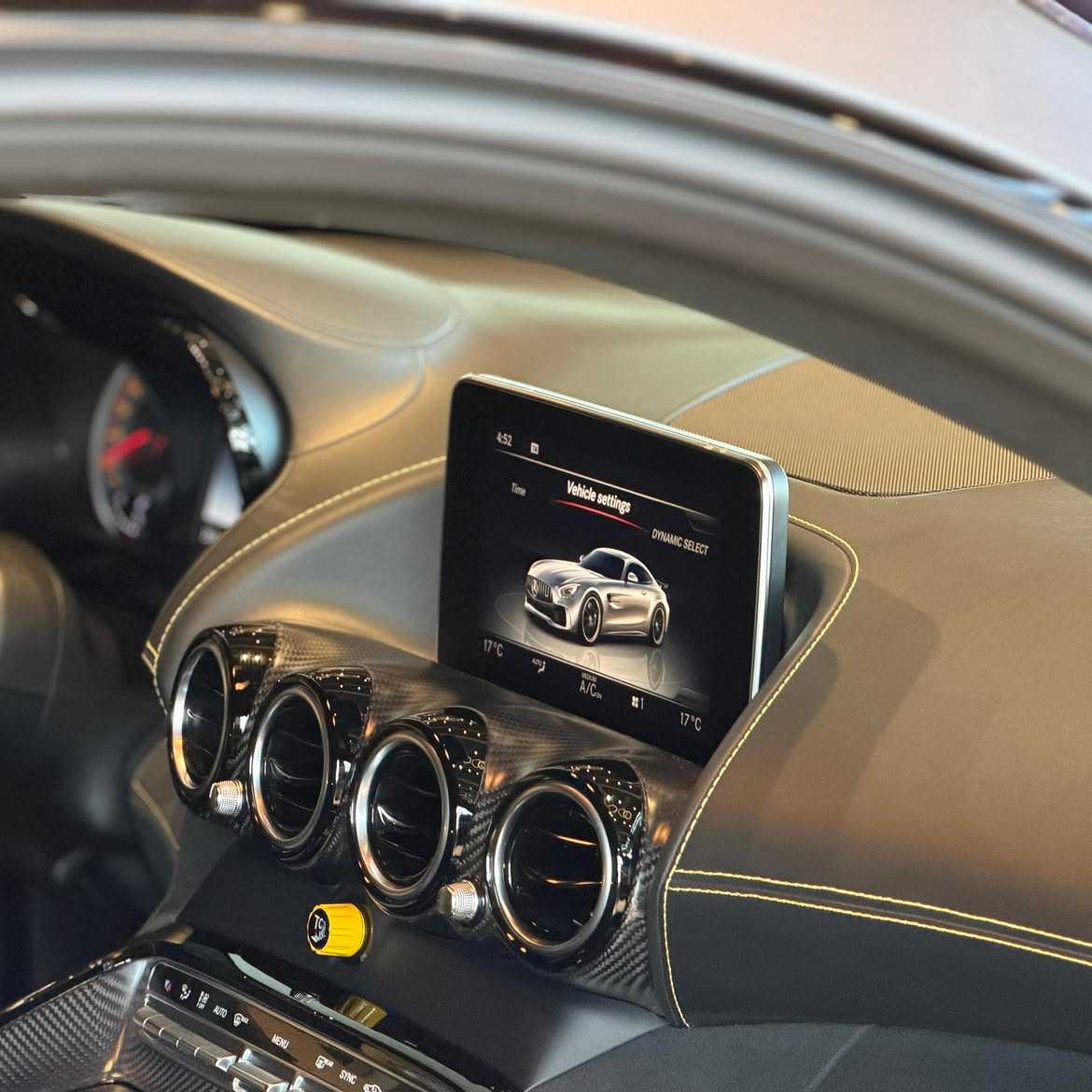 Mercedes Benz GT R 2019