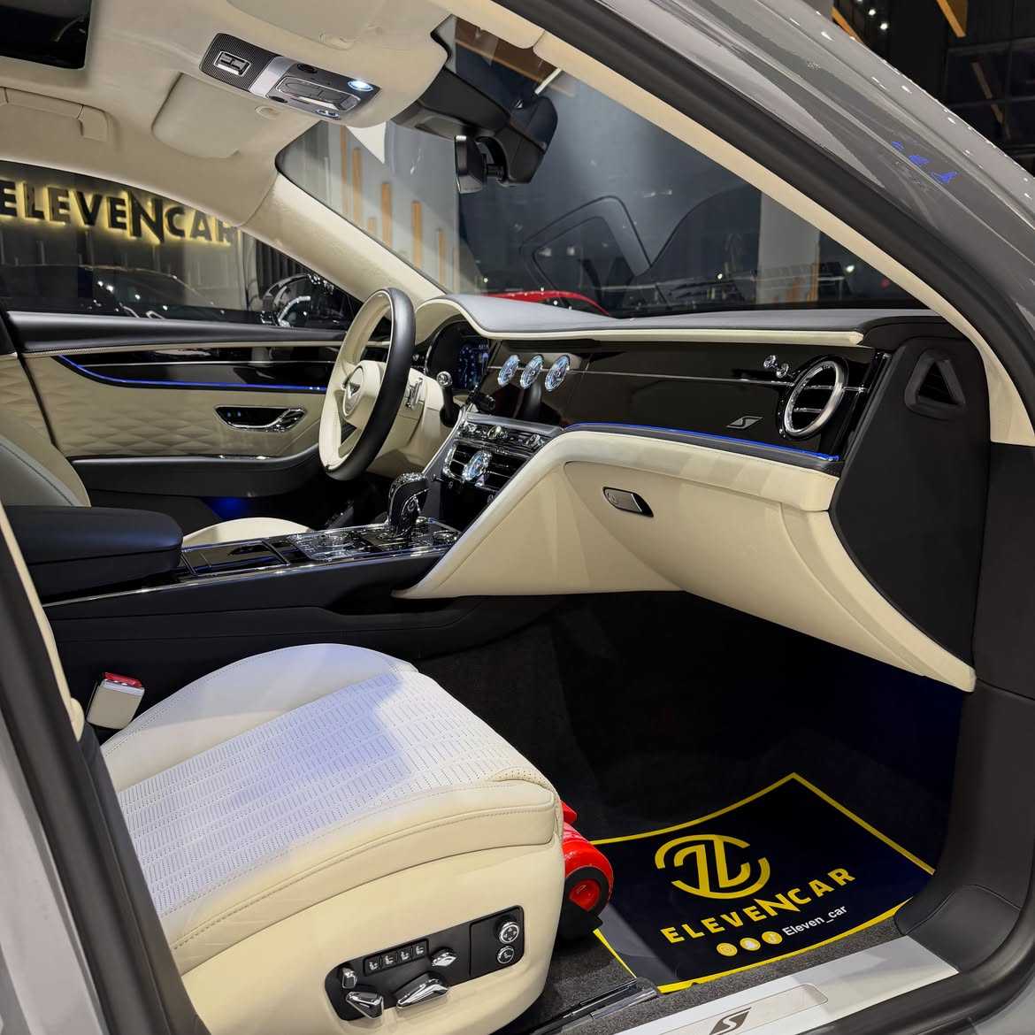 Bentley Flying Spur 2023