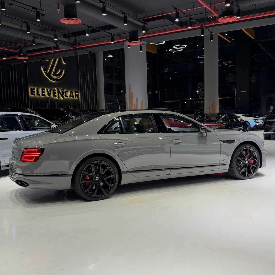 Bentley Flying Spur 2023