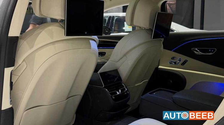 Bentley Flying Spur 2023
