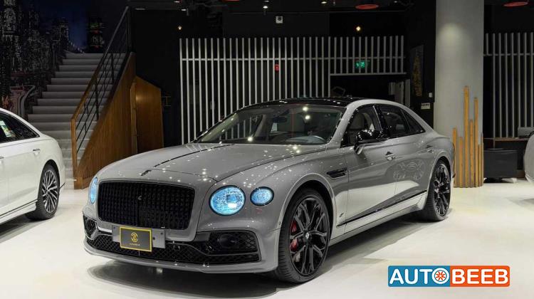 Bentley Flying Spur 2023