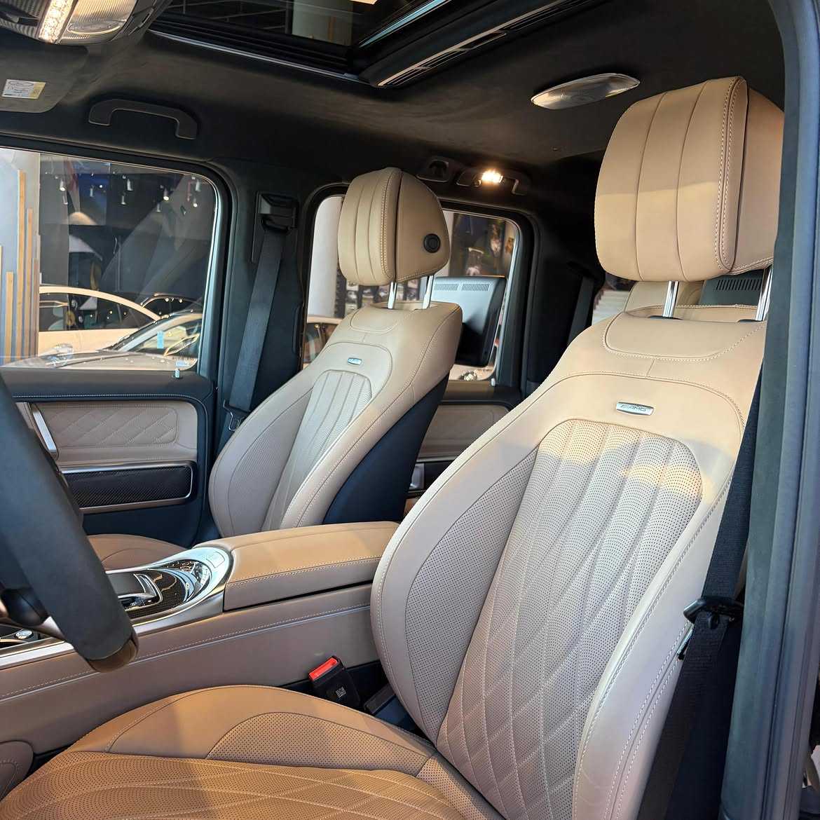 Mercedes Benz G63 AMG 2025