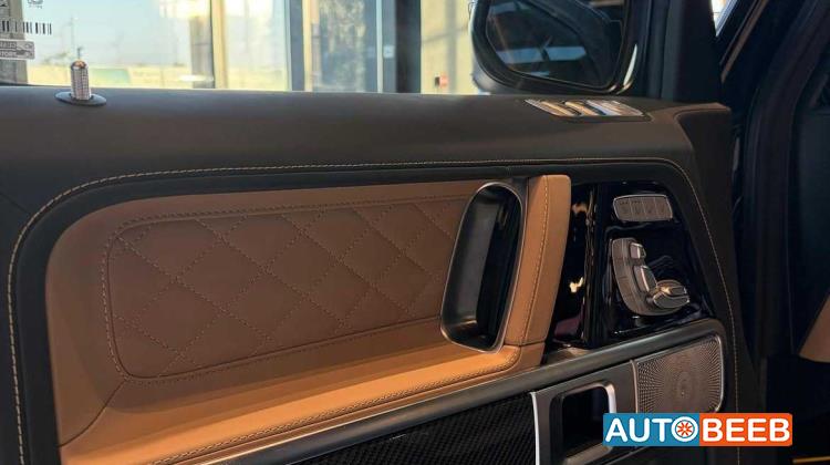 Mercedes Benz G63 AMG 2025