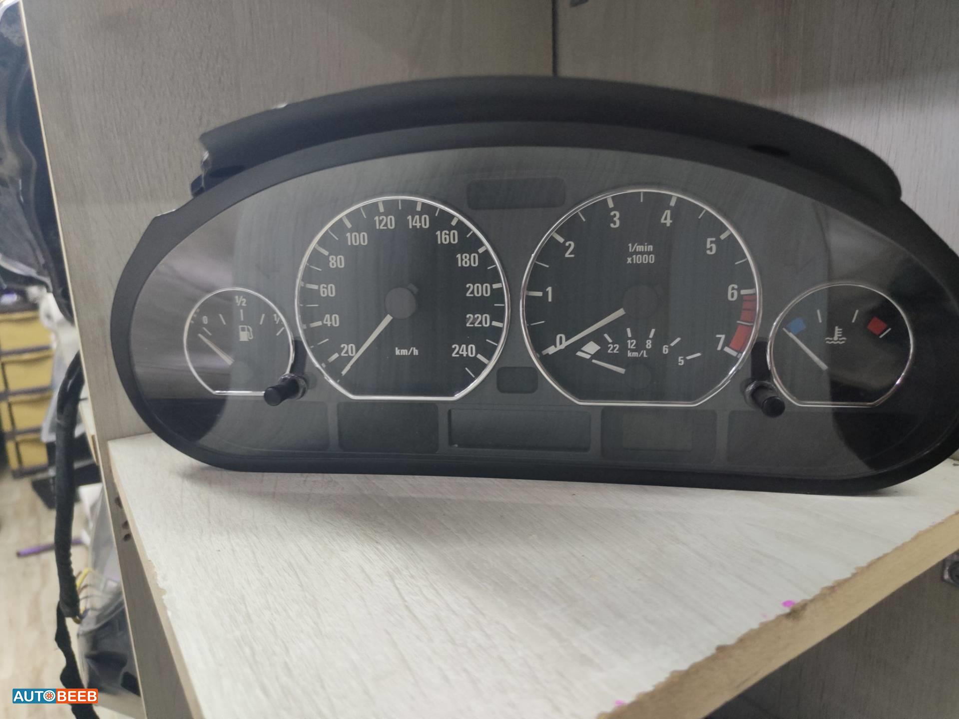 Cabin  Dashboard BMW 330