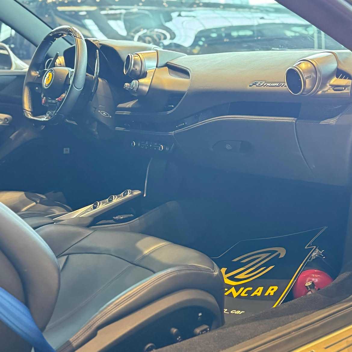 Ferrari F8  2021