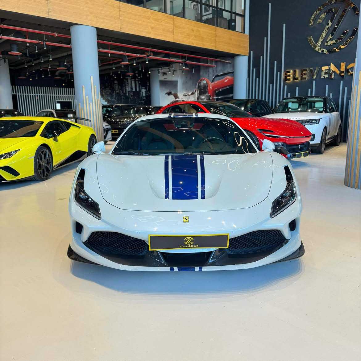 Ferrari F8  2021