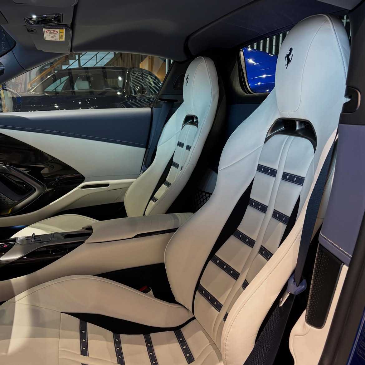 فيراري 12 سيليندري 2025