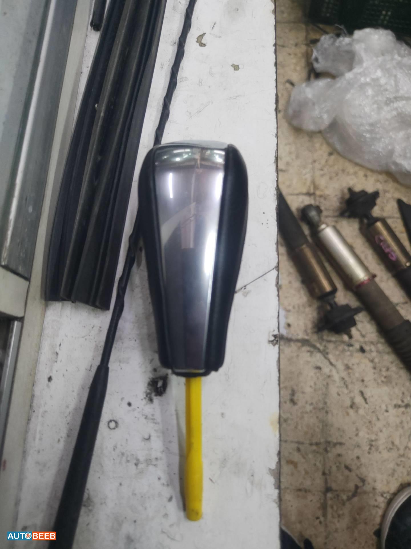 طبة جير بي ام دبليو E90 2007 2008 2009 2010