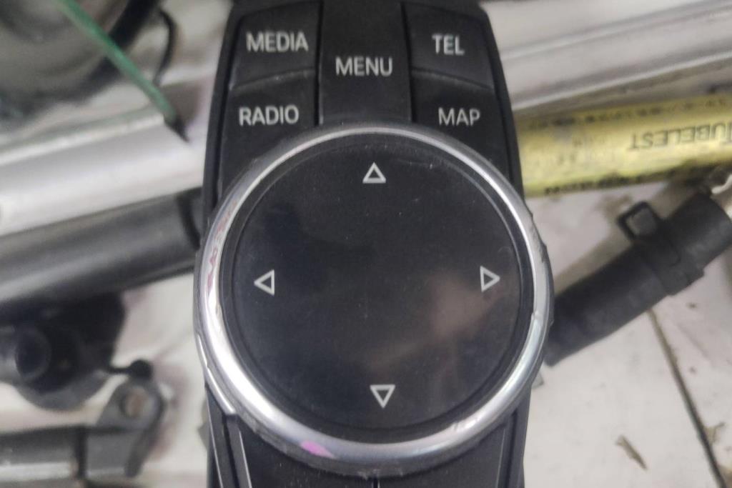 Cabin  Control buttons BMW 330