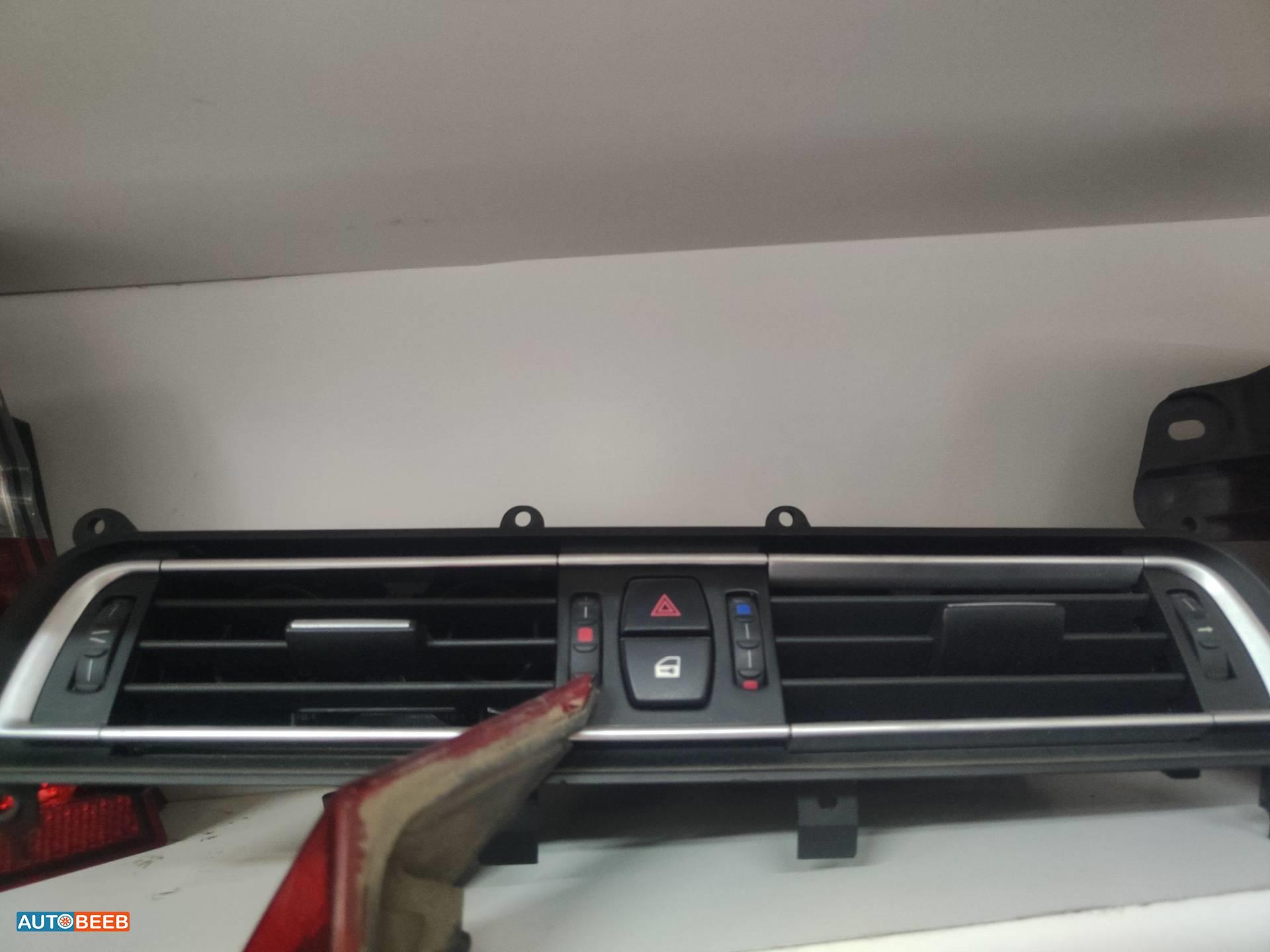 Cabin  Control buttons BMW 725
