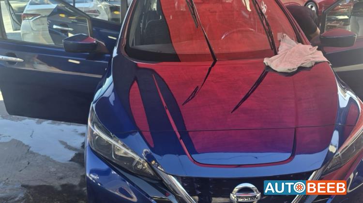 Nissan Leaf 2021
