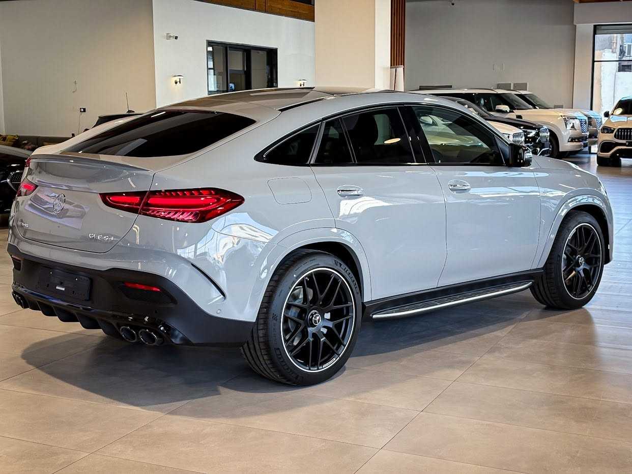 مرسيدس بنز GLE53 AMG 2026