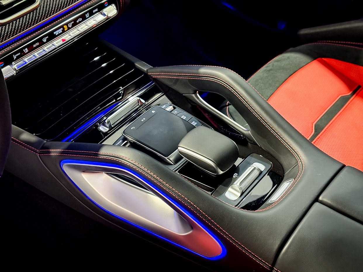 مرسيدس بنز GLE63 AMG 2025