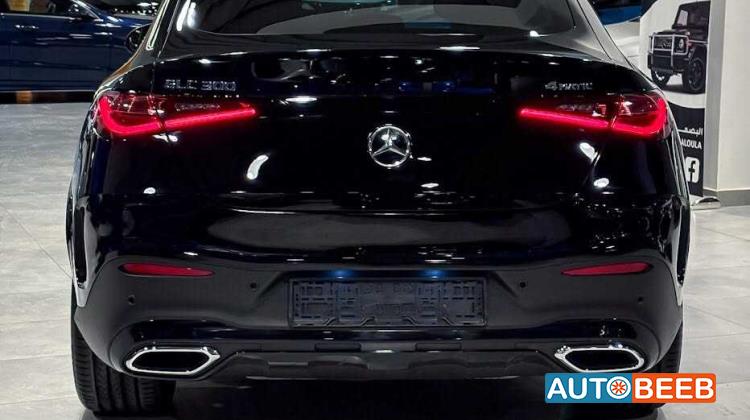 Mercedes Benz GLC300 2024