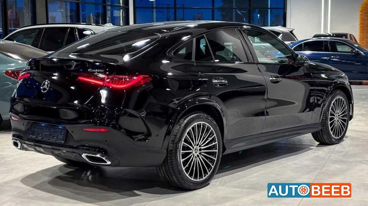 Mercedes Benz GLC300 2024