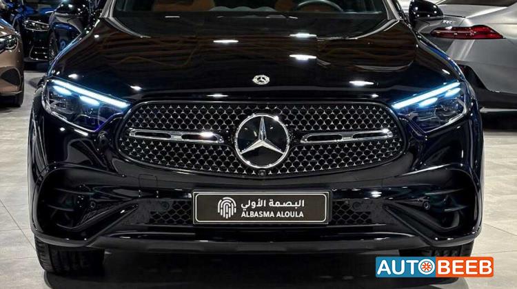 Mercedes Benz GLC300 2024