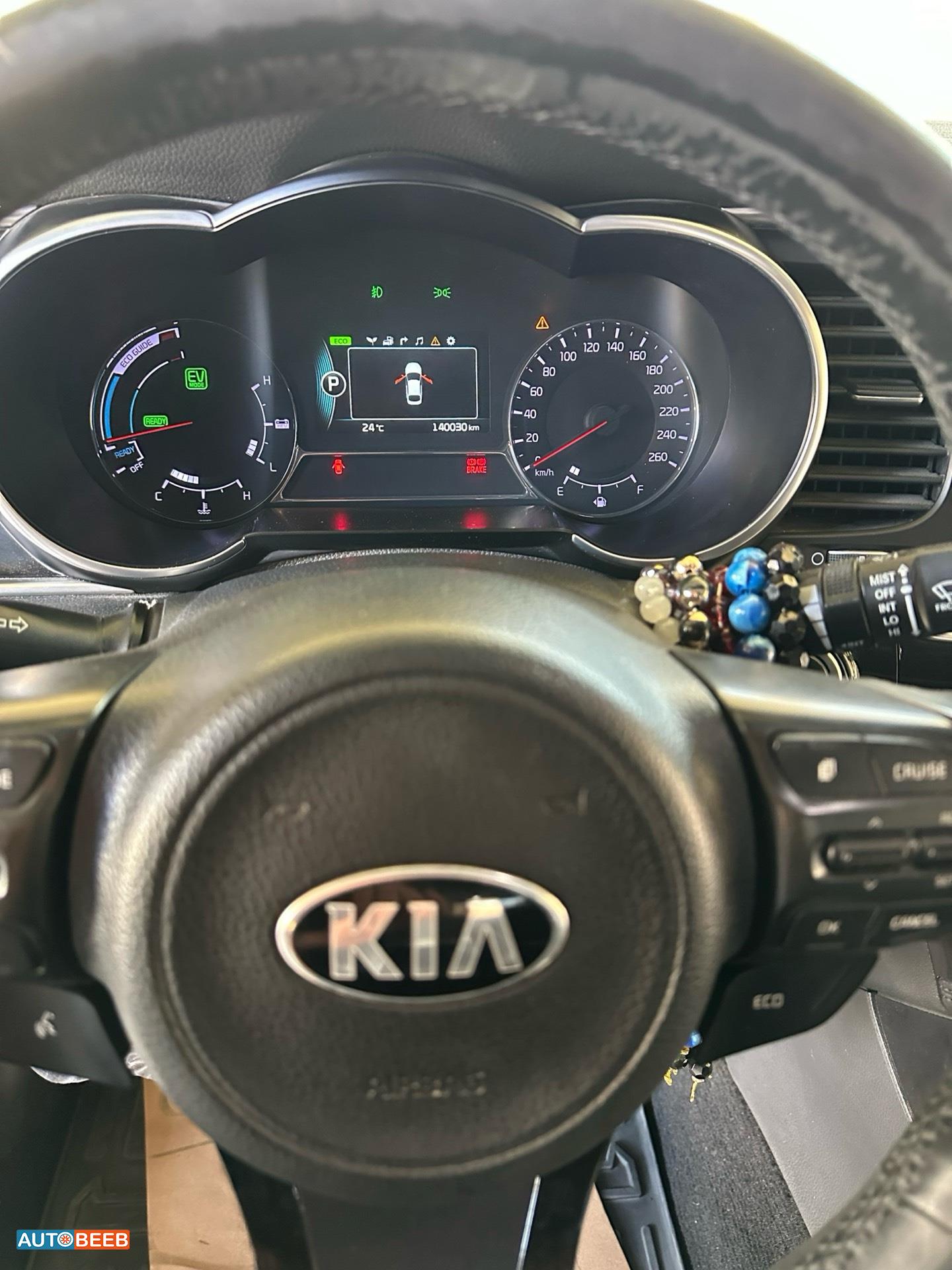 كيا K5 2014