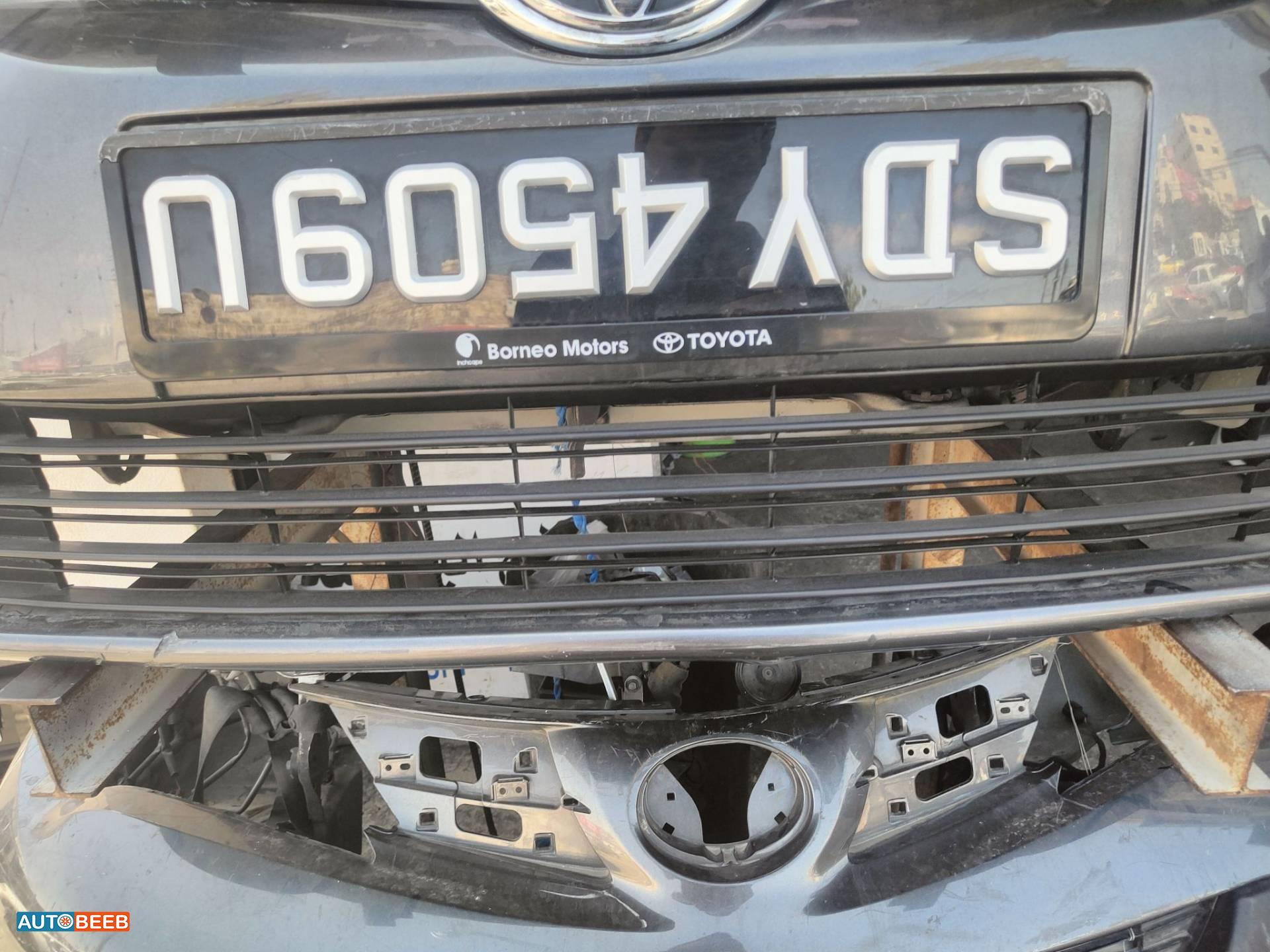Body  Grilles Toyota Corolla