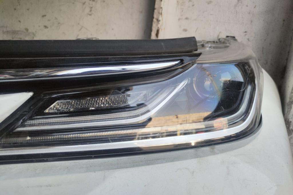 Lights Front light Toyota Corolla