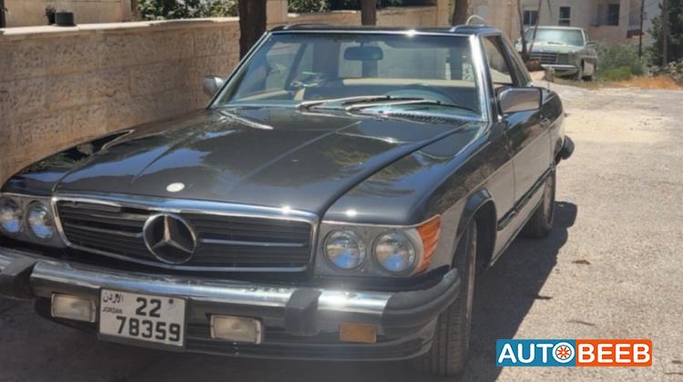 مرسيدس بنز SL560 1987