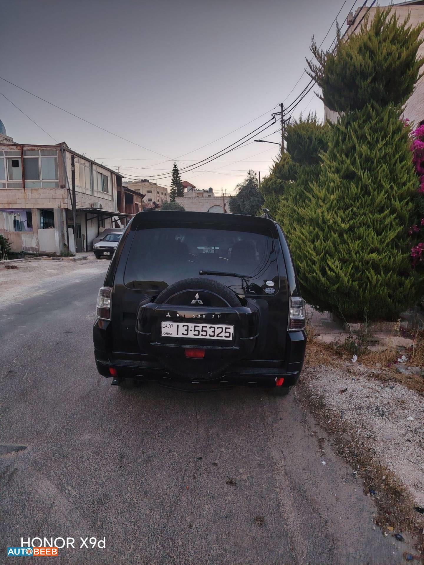 ميتسوبيشي باجيرو 2008