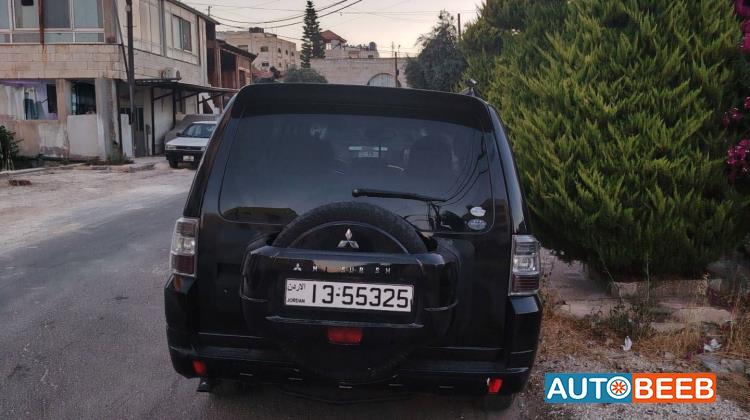 ميتسوبيشي باجيرو 2008