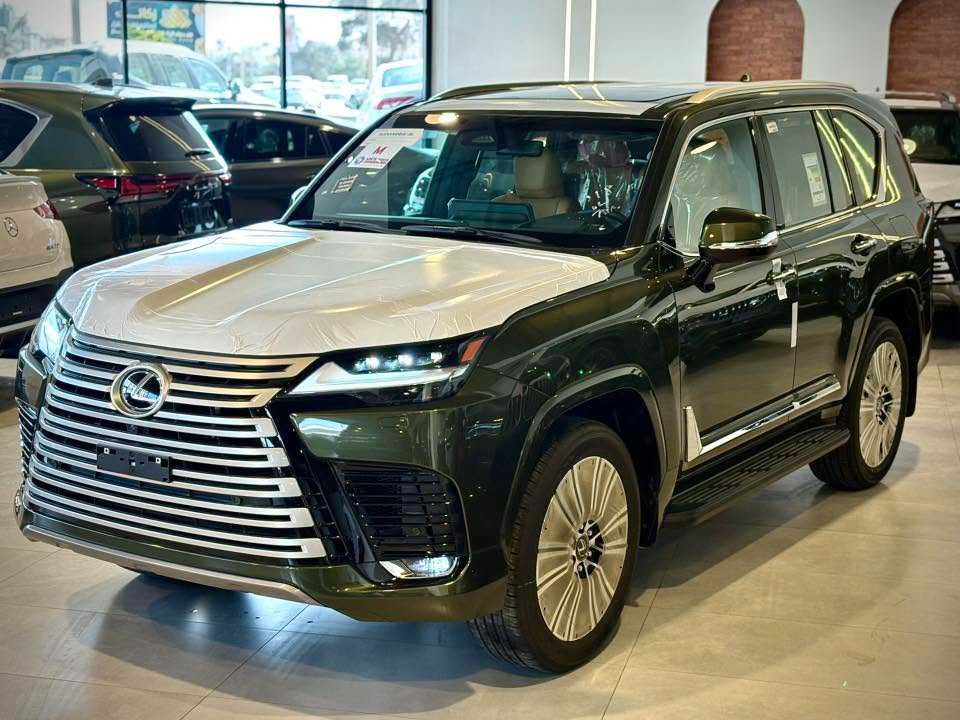 لكزس LX600 2025