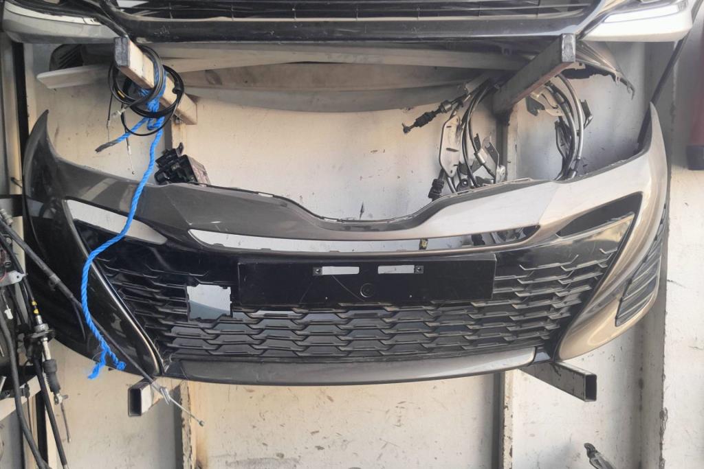 Body  Bumper Toyota Yaris