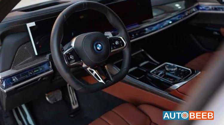 بي ام دبليو 750e xDrive 2024