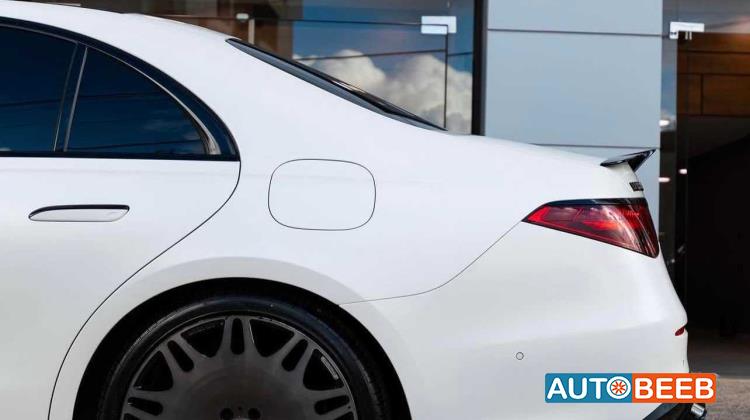 مرسيدس بنز S580e 2022