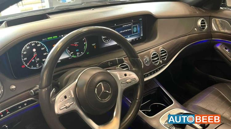 مرسيدس بنز S560 2020
