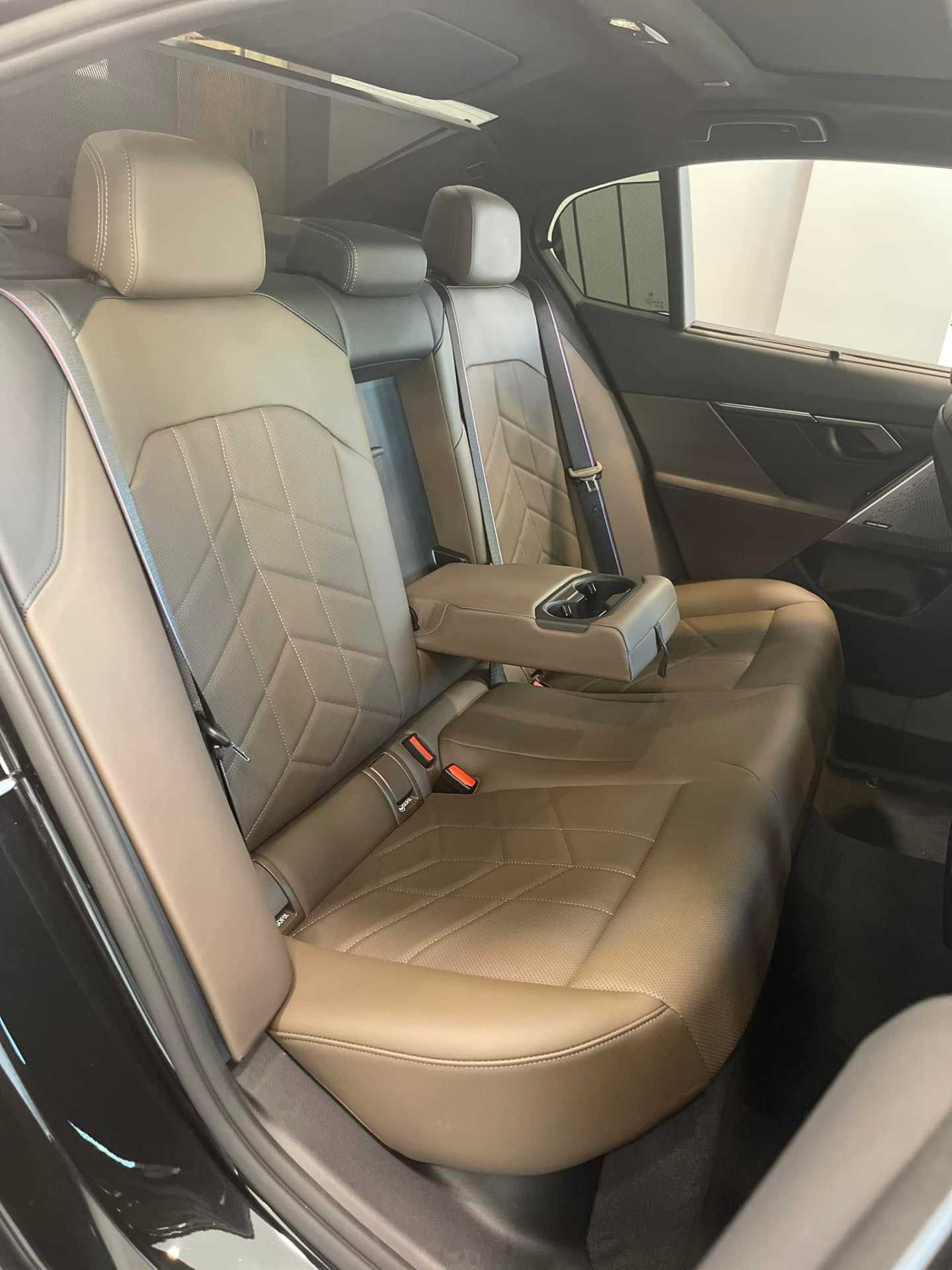بي ام دبليو 530e 2025