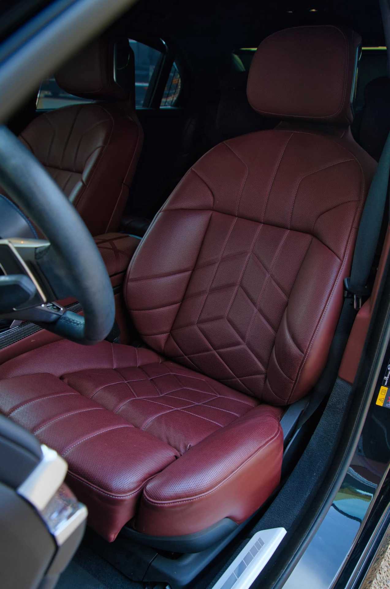 BMW 750e xDrive 2024