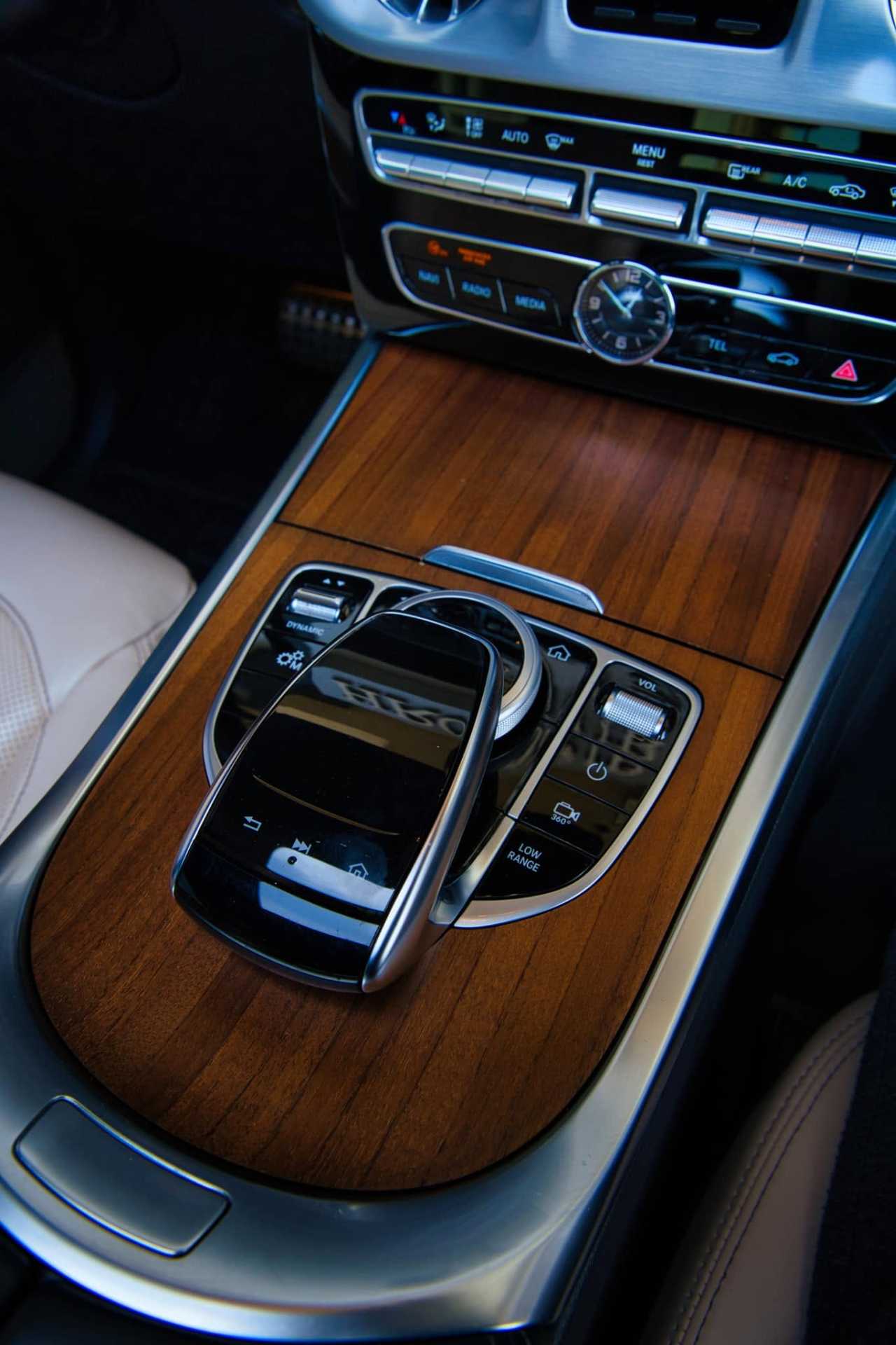 Mercedes Benz G400 2024