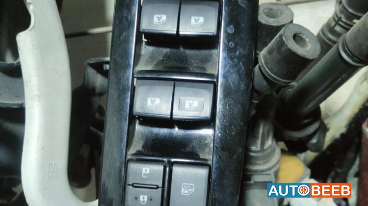 Cabin  Control buttons Toyota Corolla