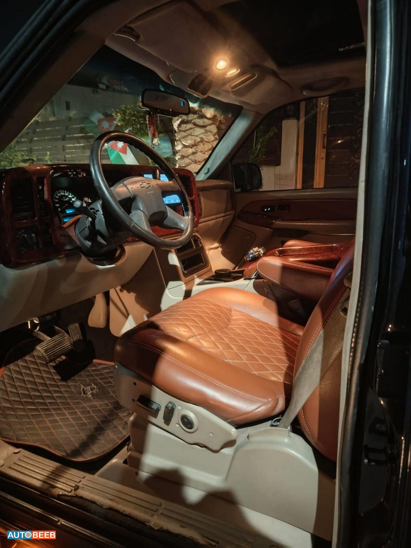 Chevrolet Suburban 2005