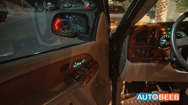 Chevrolet Suburban 2005