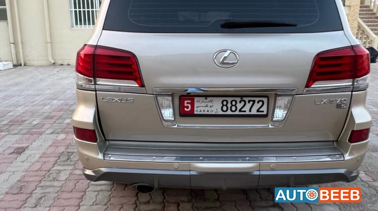 Lexus LX570 2015