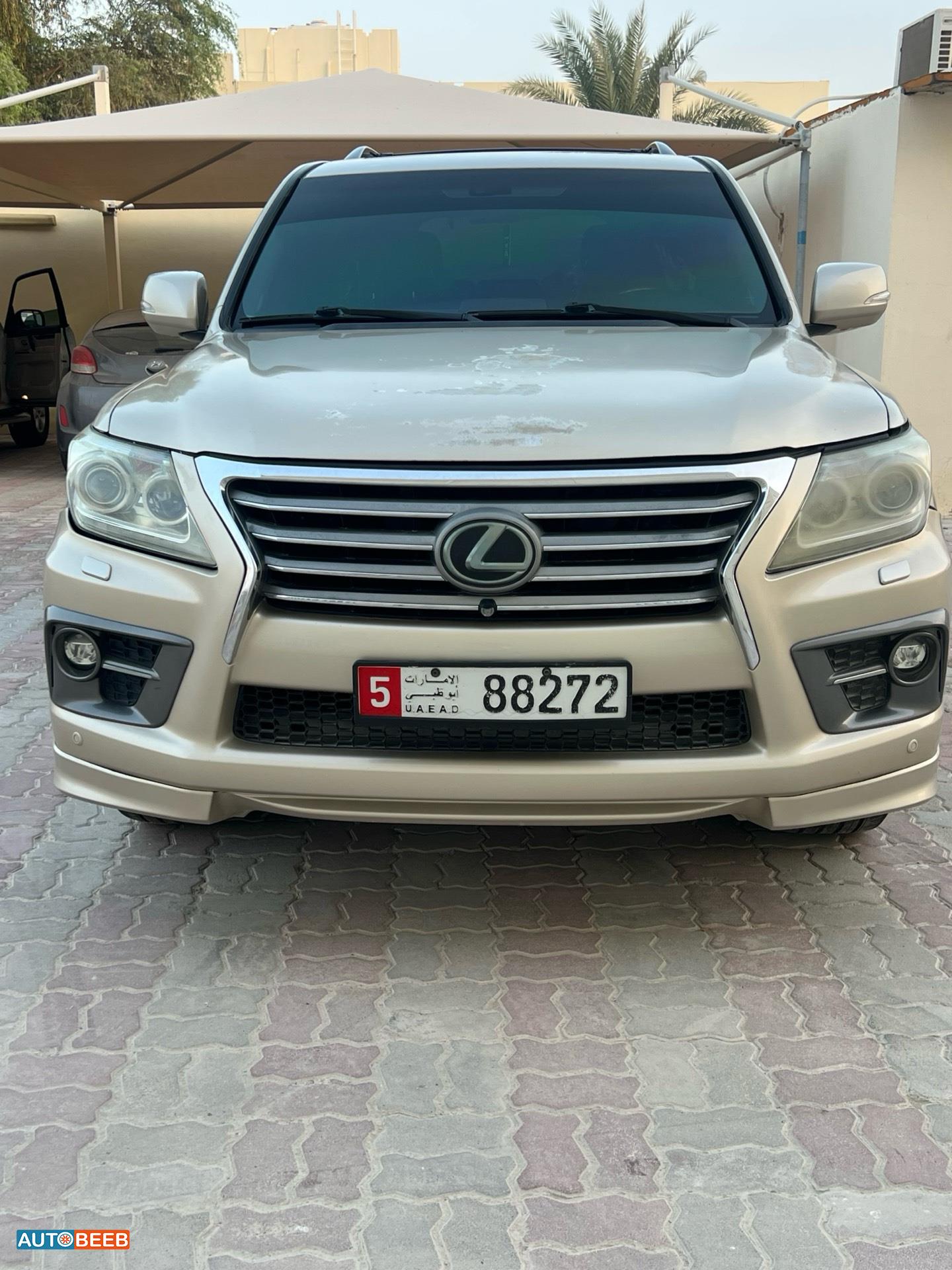 Lexus LX570 2015