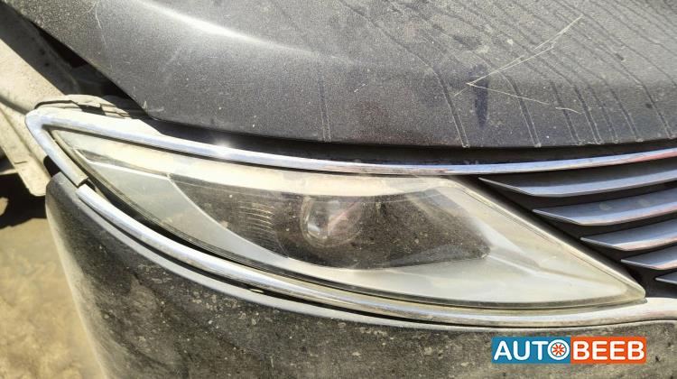 Lights Front light Lincoln MKZ