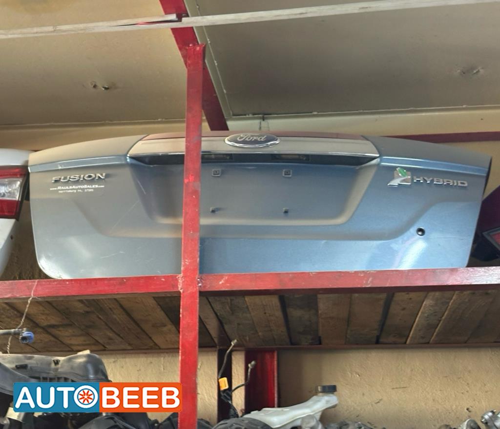 Body  Trunk Ford Fusion