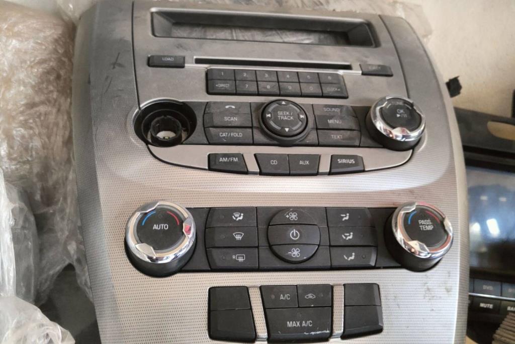 Cabin  Dashboard Ford Fusion