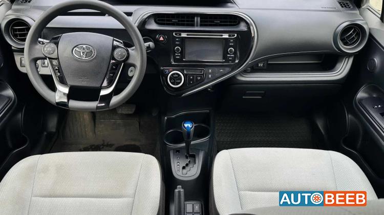 Toyota Prius C 2018