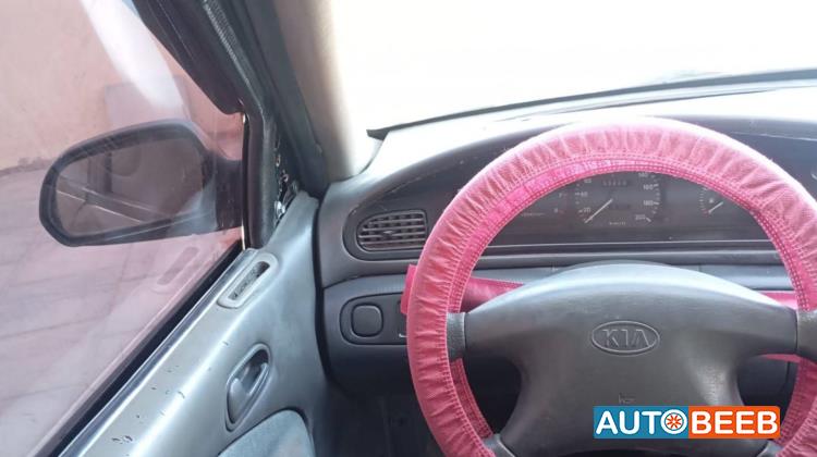 KIA Sephia 1996